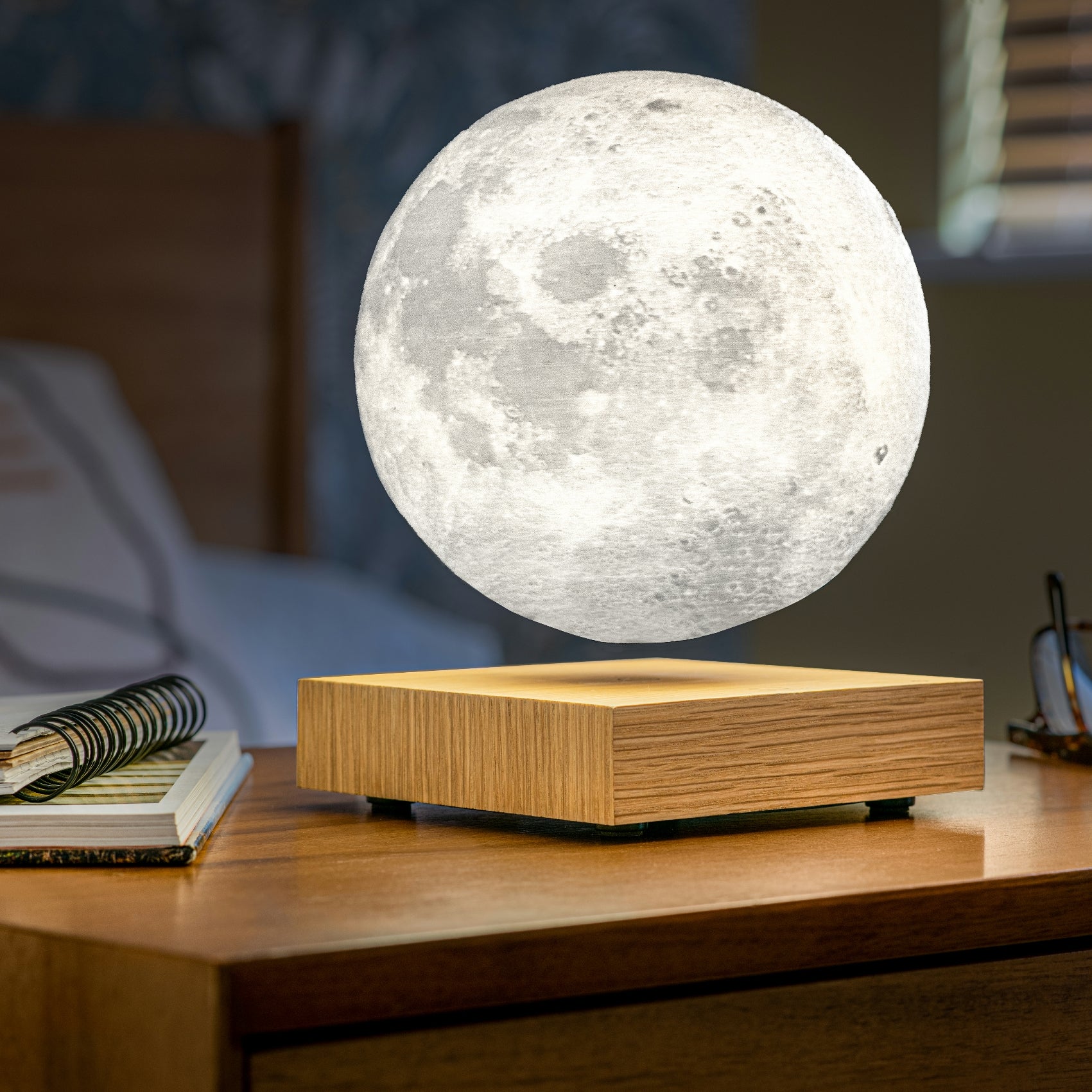 Smart Moon Lamp